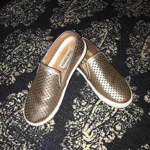 Steve Madden Slip-on Sneaker